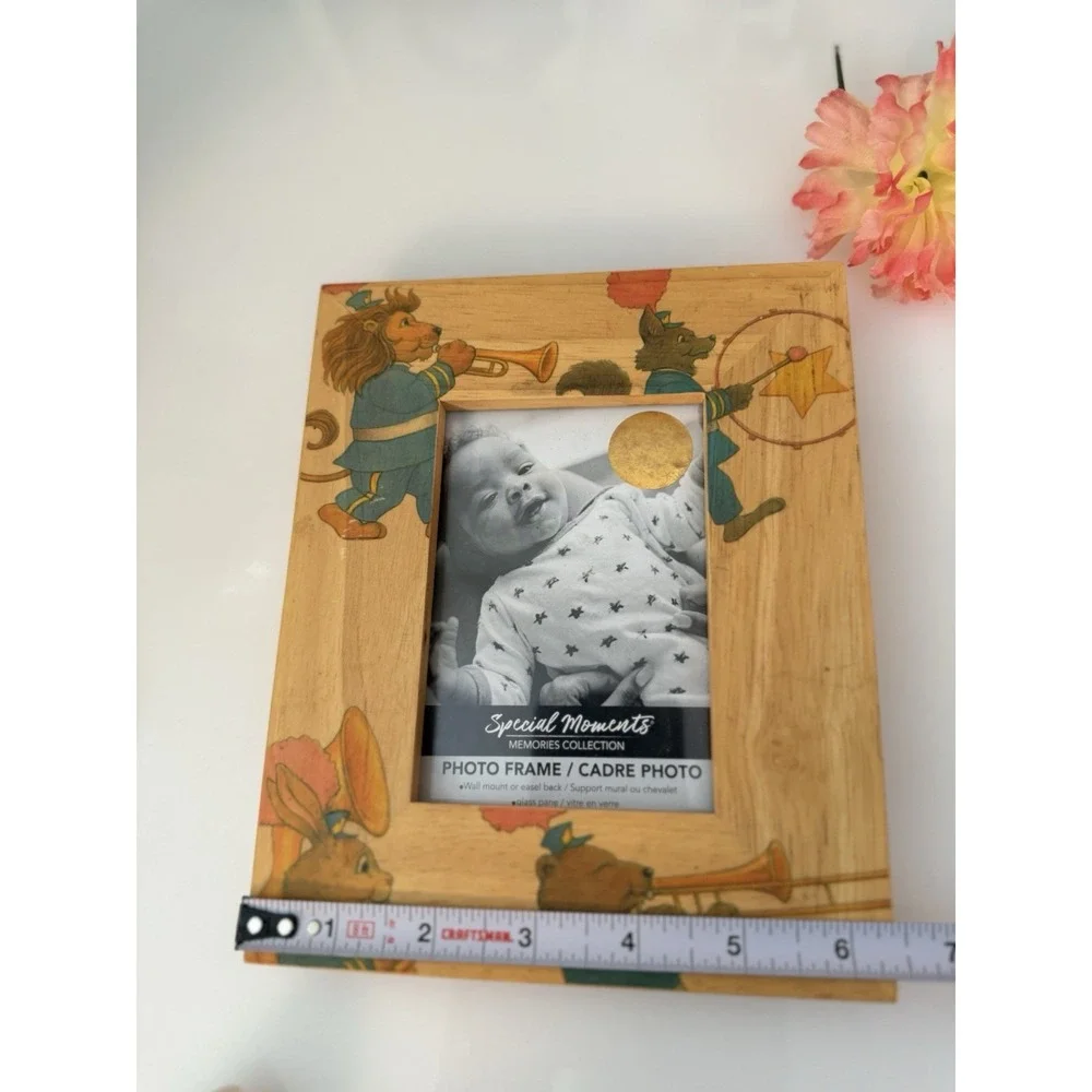 Vintage 80s Fetco Handcrafted Wooden Picture Frame With Animals Nursery Baby New